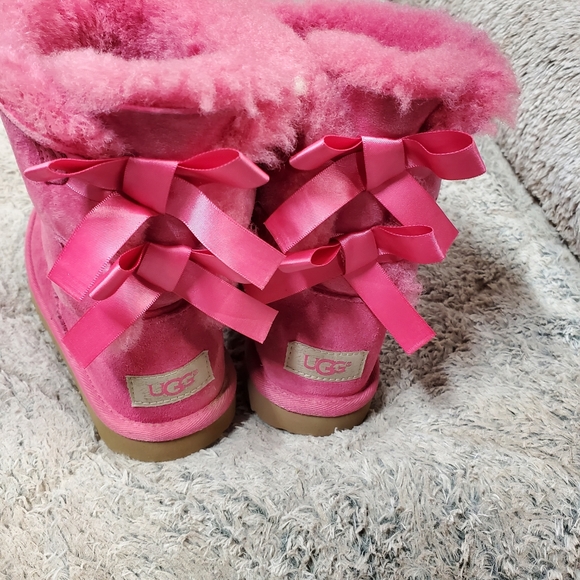 Ugg boots - Picture 3 of 4